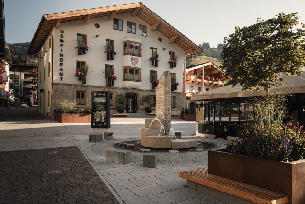 Dorfplatzgestaltung Saalbach